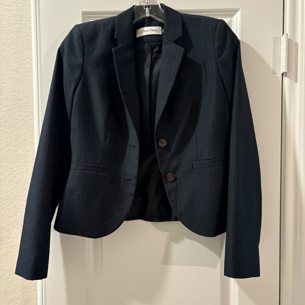 Calvin Klein Women's Pinstripe Suit Set Blazer Jacket & Pants Size 4P